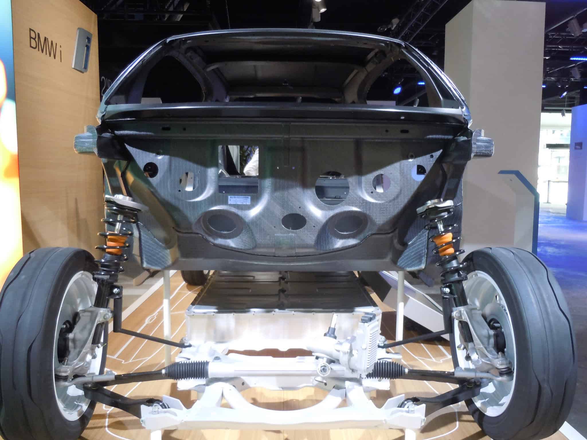 skrzypiące zawieszenie bmw