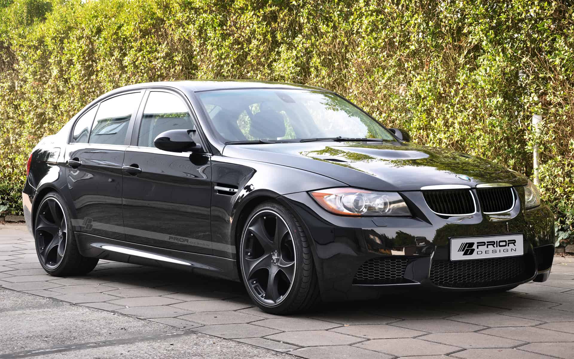 Black BMW 3 E90 Prior Design