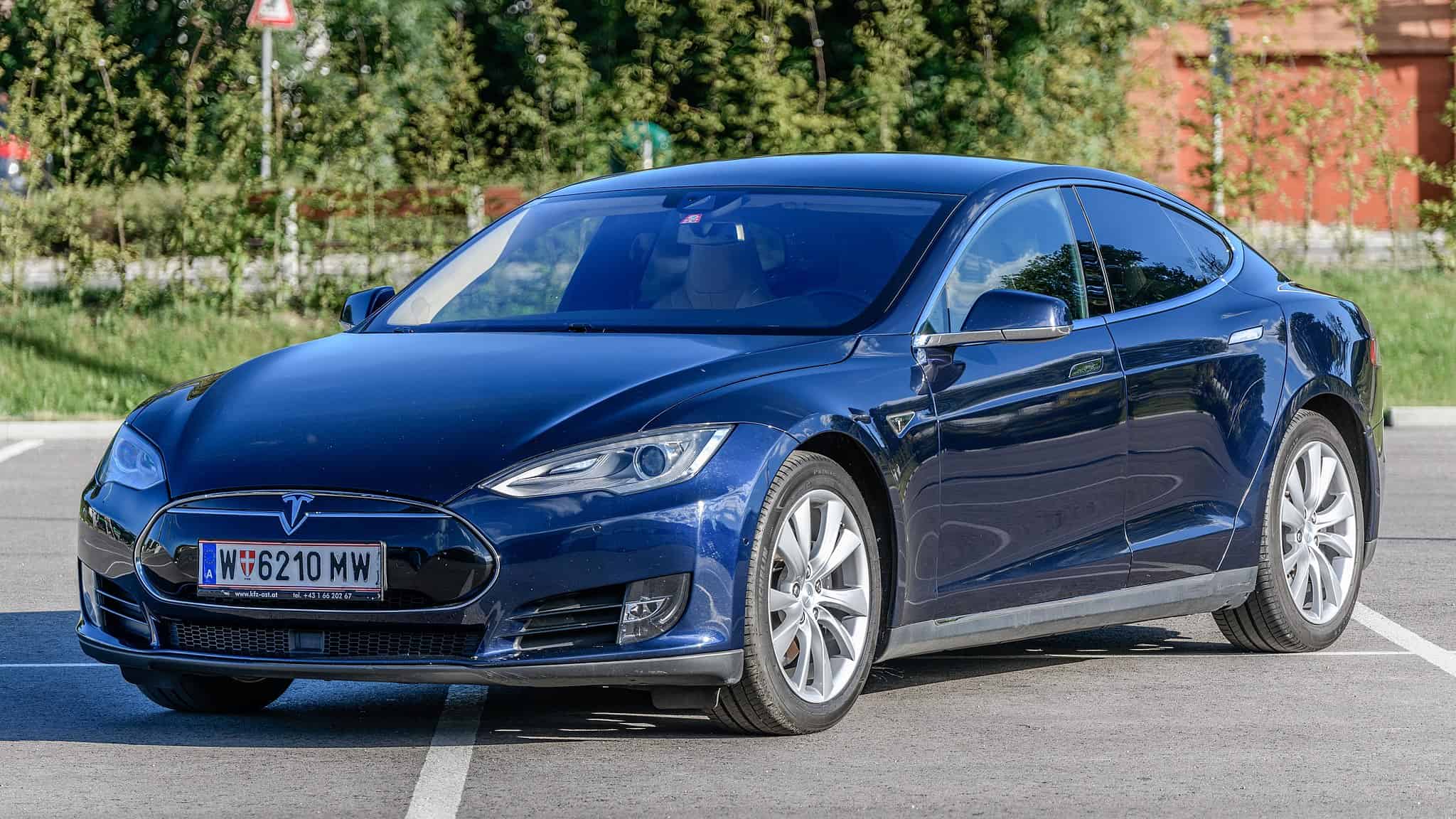 tesla s